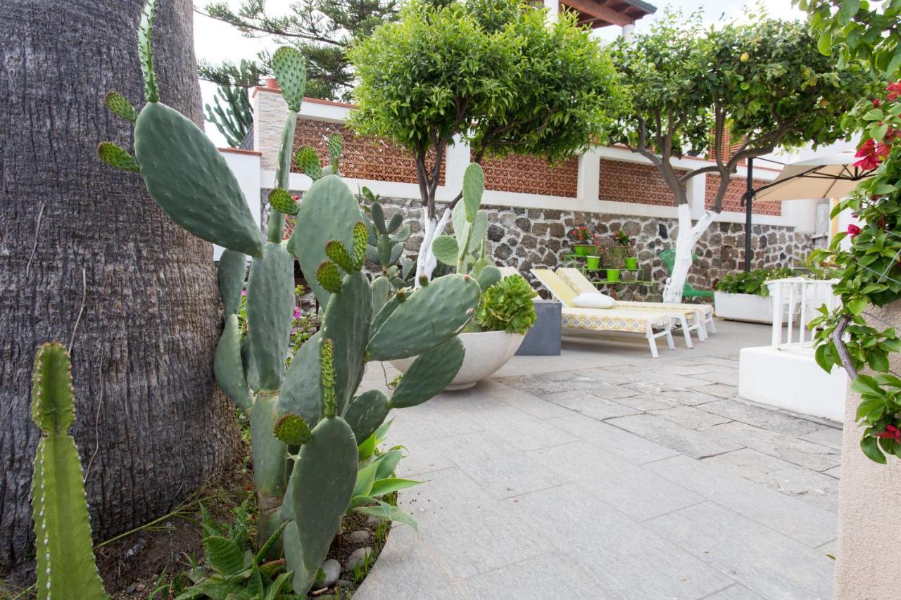 Villa Sea Rose Lipari  Eksteriør bilde